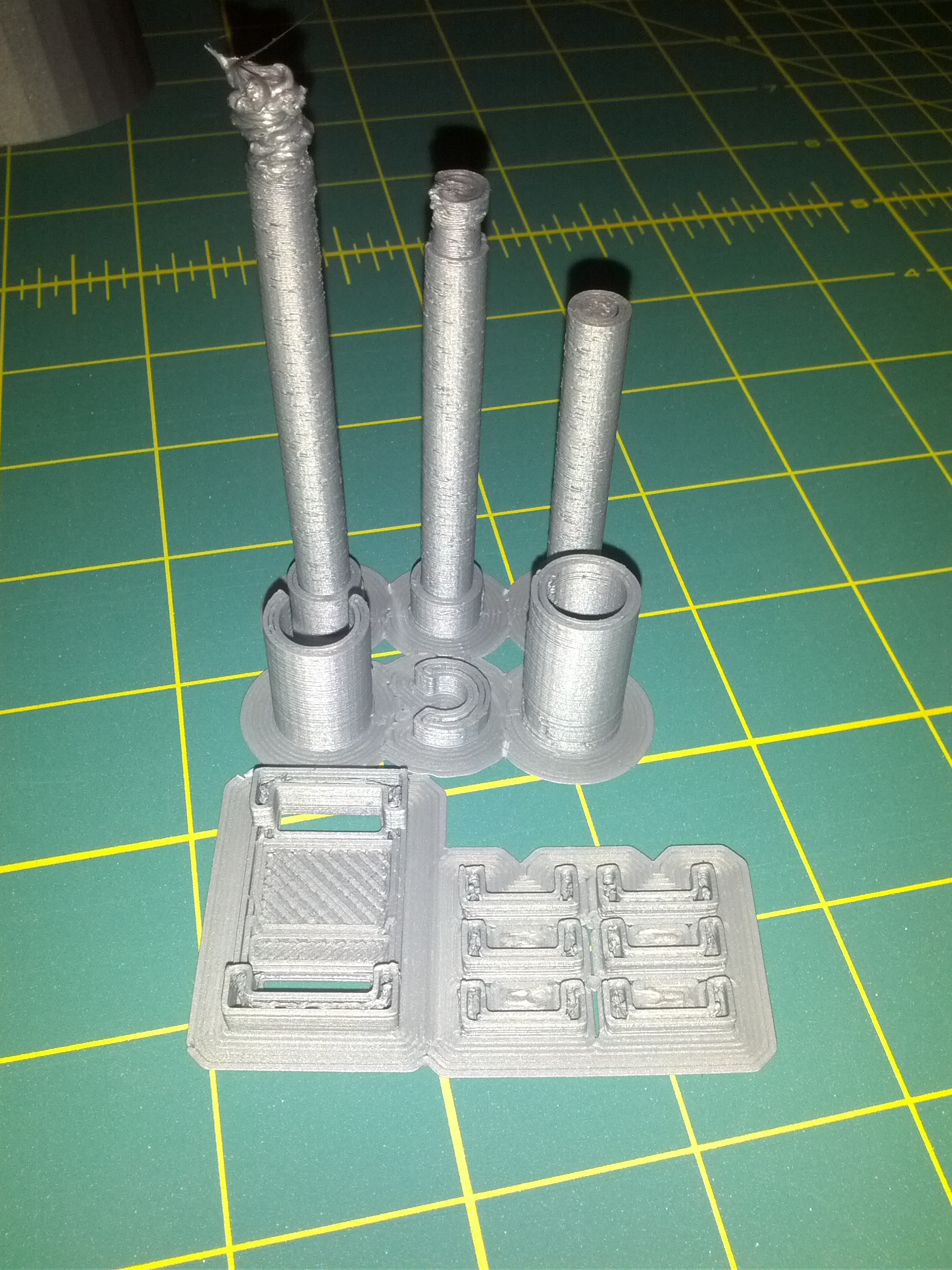 Plastic "hardware" (a little blobby on the longest one)
